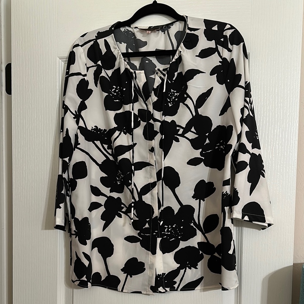 Floral Black and White Women's Top
